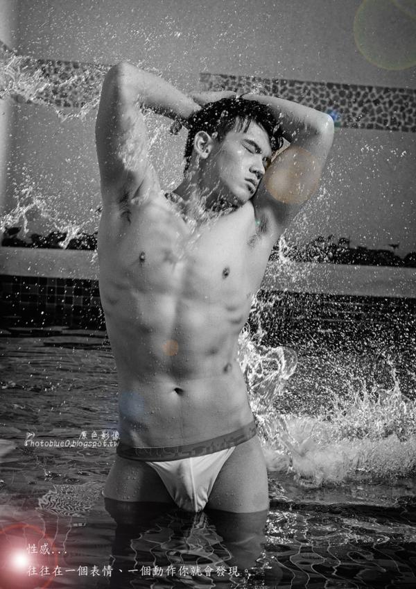 BlueMan-10-:-Sex-And-Model