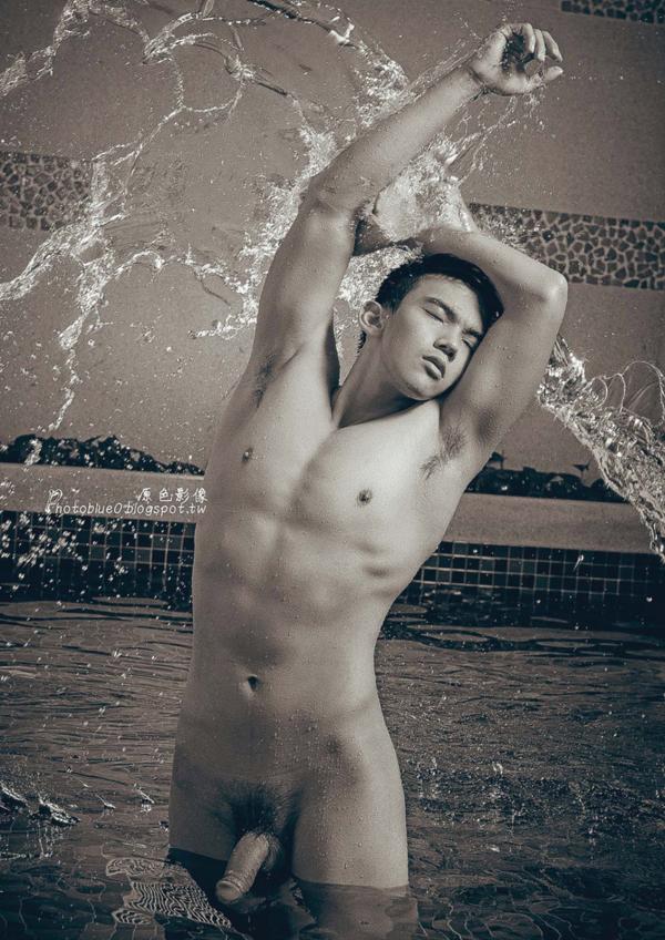 BlueMan-10-:-Sex-And-Model