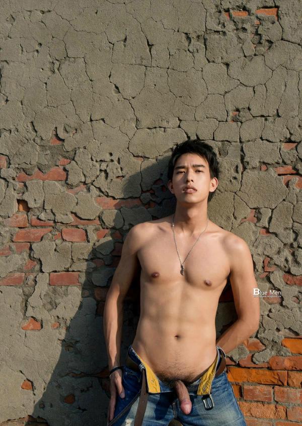 BlueMan-56--Pics--BTS-