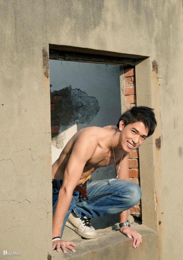 BlueMan-56--Pics--BTS-