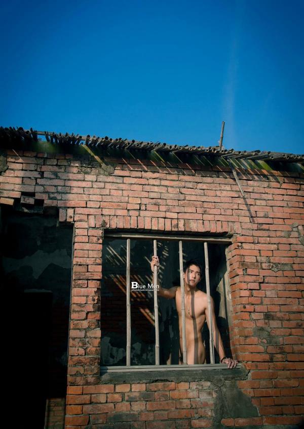 BlueMan-56--Pics--BTS-