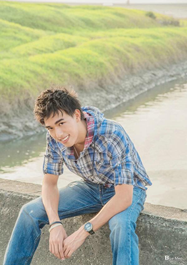 BlueMan-56--Pics--BTS-