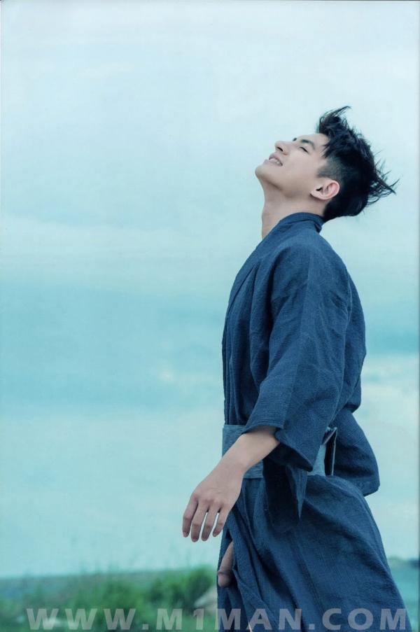 BlueMen-014--Men’s-Milk-Attraction