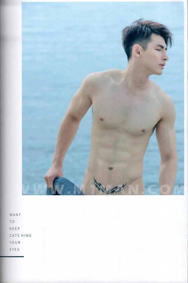 BlueMen-014--Men’s-Milk-Attraction