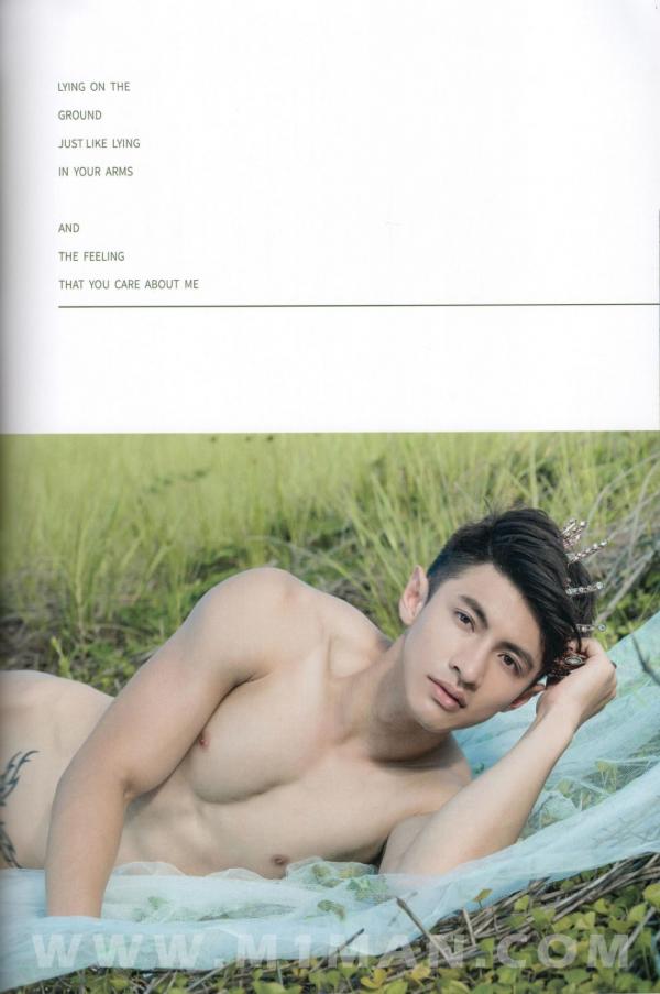 BlueMen-014--Men’s-Milk-Attraction