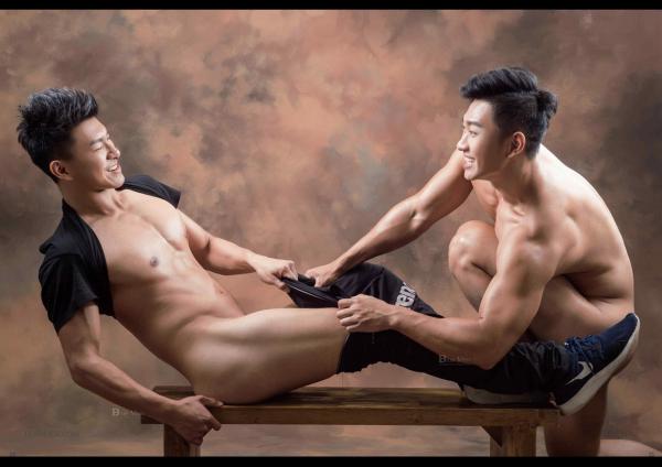 BlueMen-172--Shin-amp-Tommy--EbookVideo-