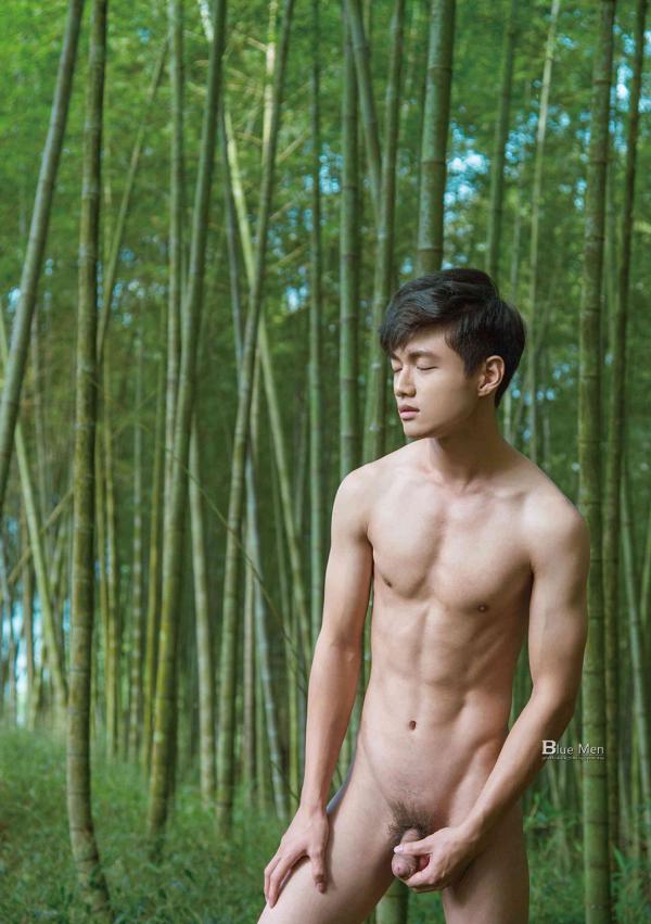 Blueman-Magazine-no.129--Weicheng