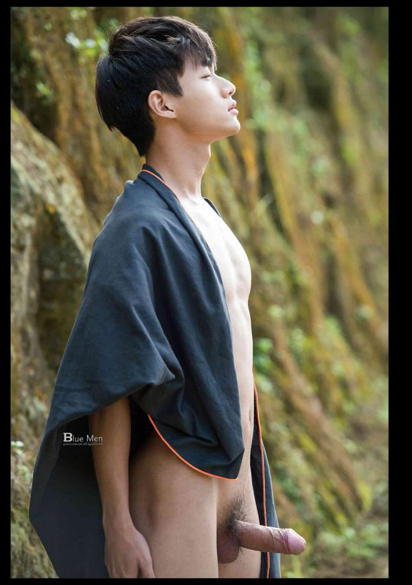 Blueman-Magazine-no.129--Weicheng