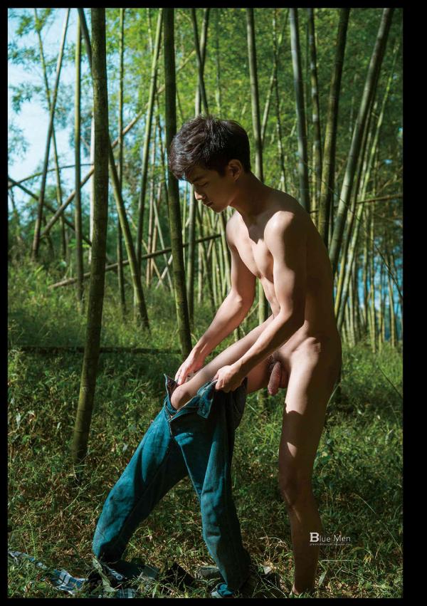 Blueman-Magazine-no.129--Weicheng