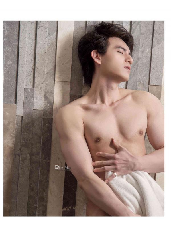 Bluemen-Magazine-no.104--ERIC