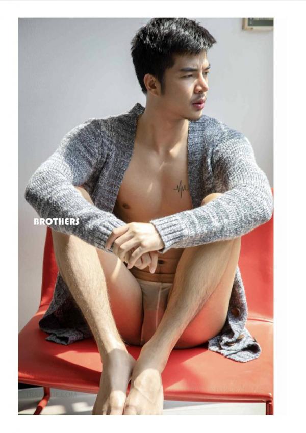 Brothers-Vol.33--Parn