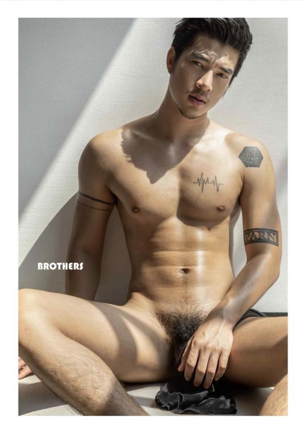 Brothers-Vol.33--Parn