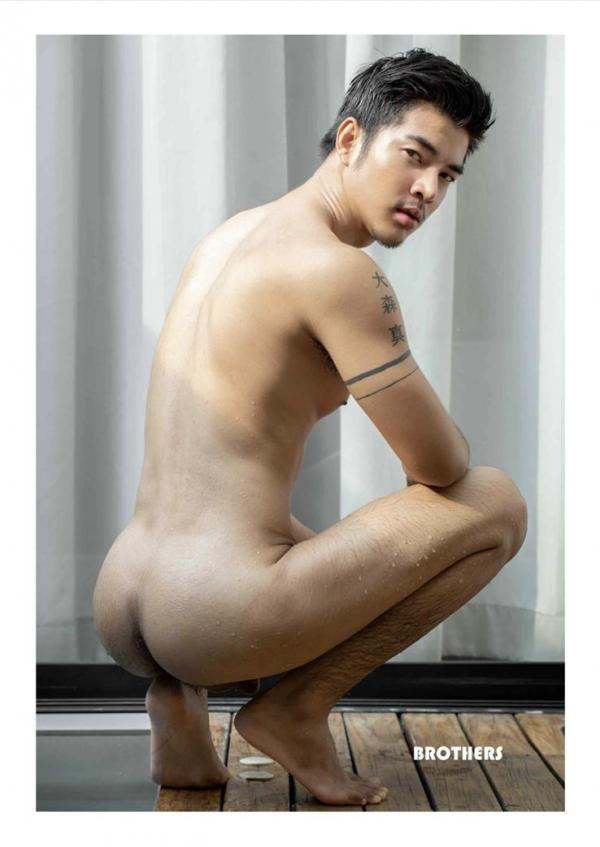 Brothers-Vol.33--Parn