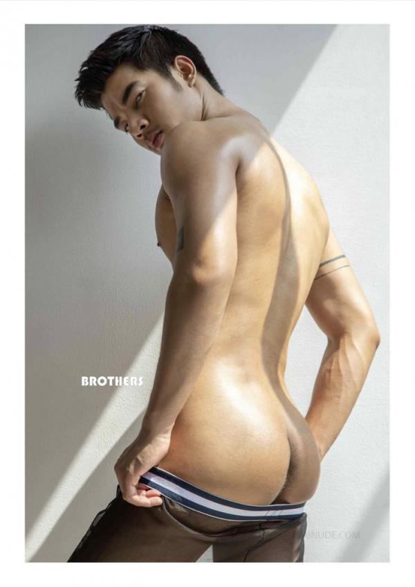 Brothers-Vol.33--Parn