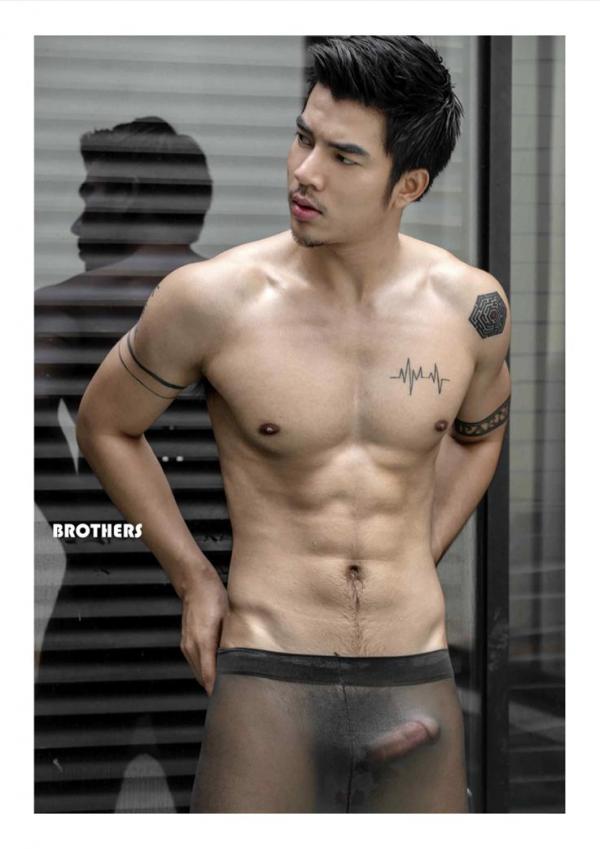 Brothers-Vol.33--Parn