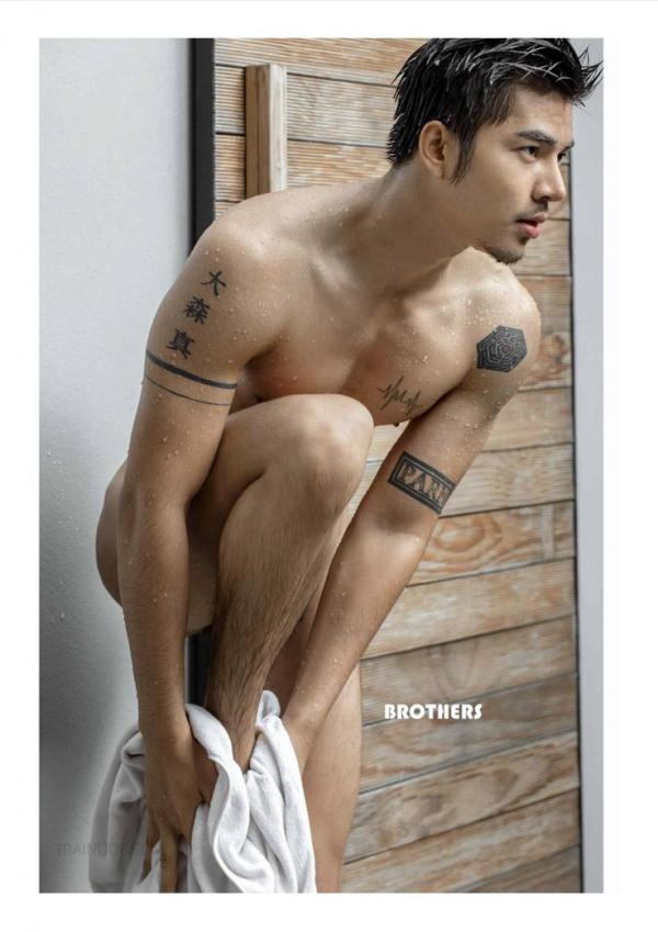 Brothers-Vol.33--Parn