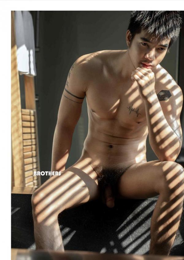 Brothers-Vol.33--Parn