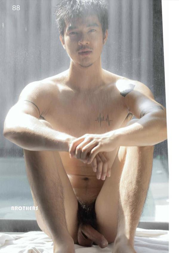 Brothers-Vol.33--Parn