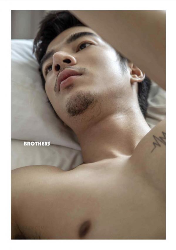 Brothers-Vol.33--Parn