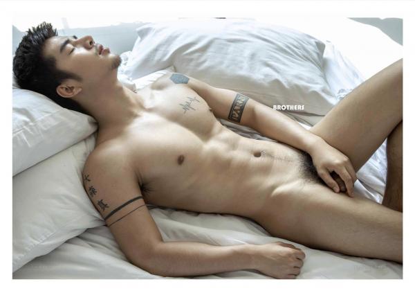 Brothers-Vol.33--Parn