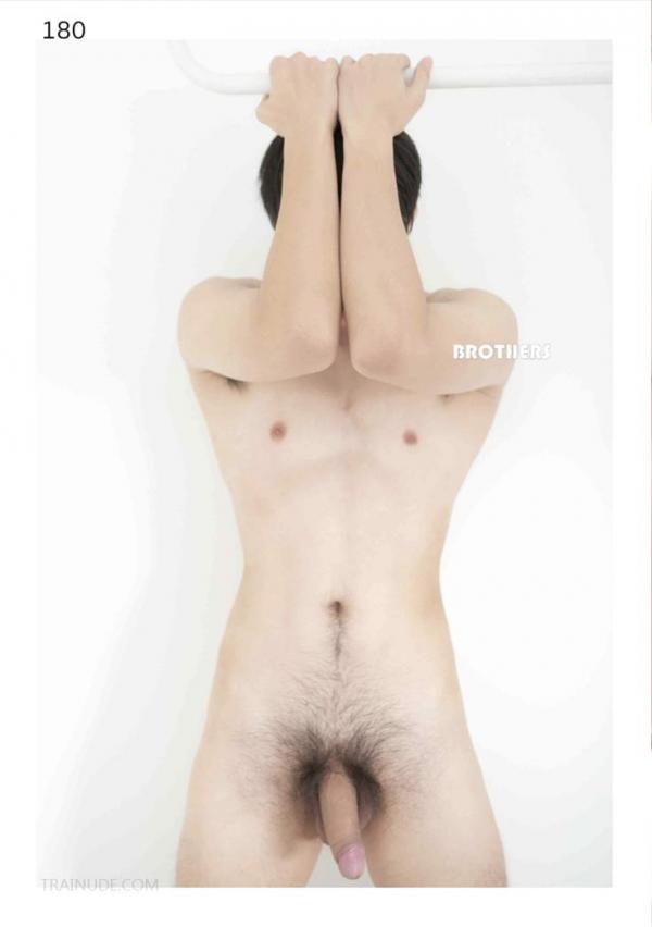 Brothers-Vol.37-–-Moji-amp-Meak