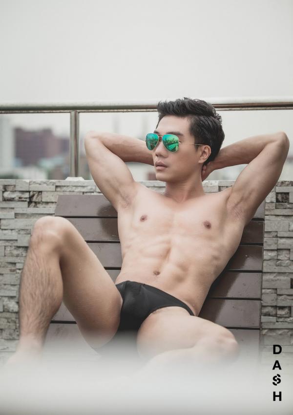 DASH-01-–-Ray-Of-Light