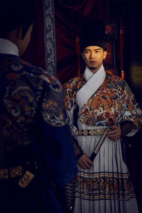DaoXQ.KinG--HOÀNG-THƯỢNG-VÀ-TÔI