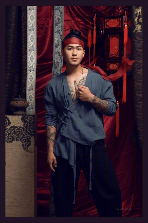 DaoXQ.KinG--HOÀNG-THƯỢNG-VÀ-TÔI