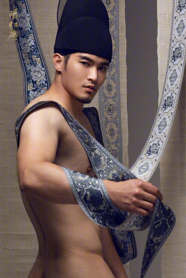 DaoXQ.KinG--HOÀNG-THƯỢNG-VÀ-TÔI