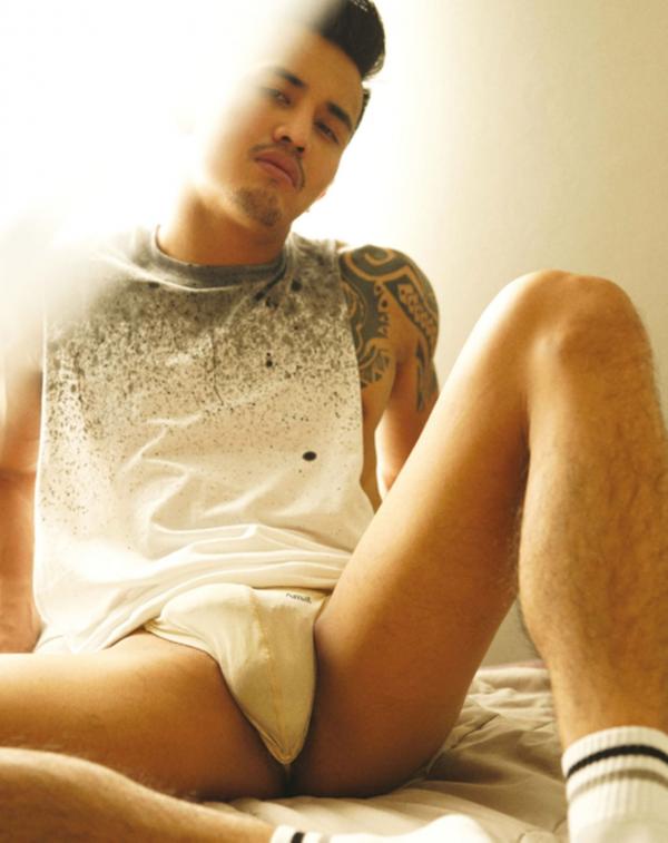 December-Cushy-01--Bheady