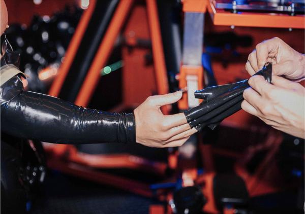 FOXX-03--The-Fetish-Master