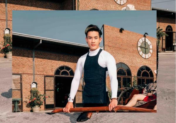 FOXX-04--The-Rickshaw-Man