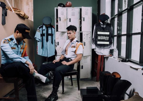 FOXX-vol.-1-–-An-Đức-Quân-Quân-Cua