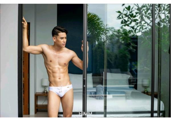 HiMM-12--Naked-Issue