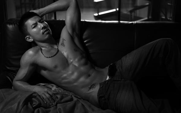 Homme-vol1--Silveron