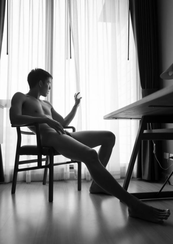 HunGer-Homme-02--Fame-Krittapat