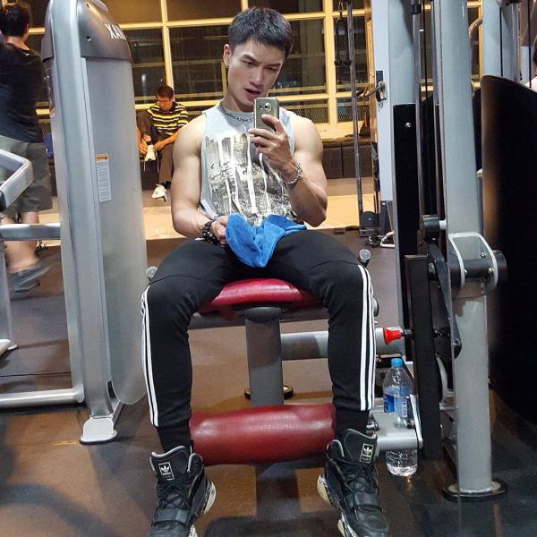 Hunger-Homme--Ice-Ratawit