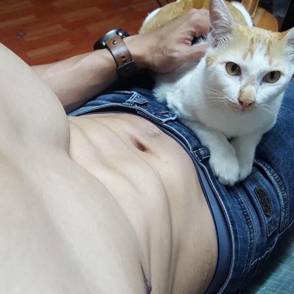 Hunger-Homme--Ice-Ratawit