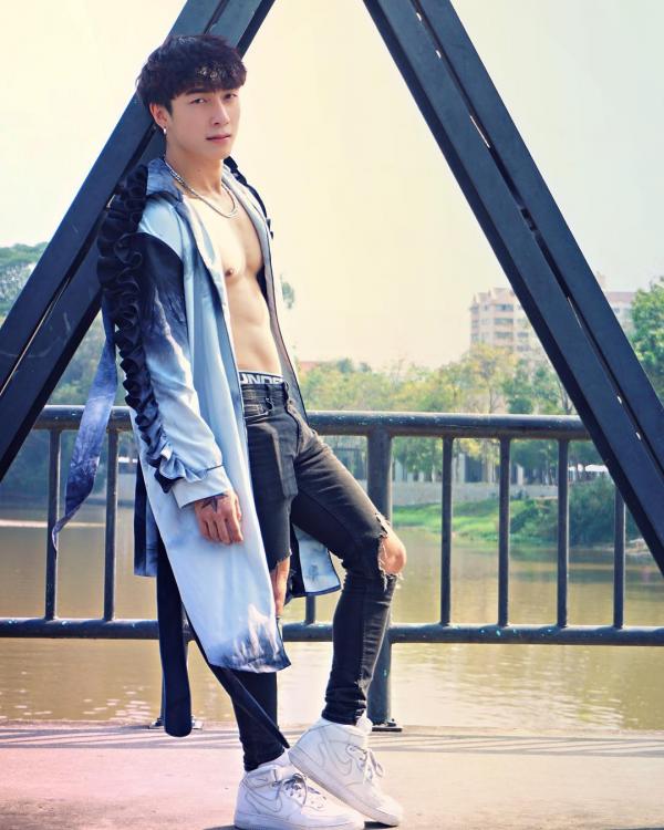 Hunger-Homme--Ice-Ratawit