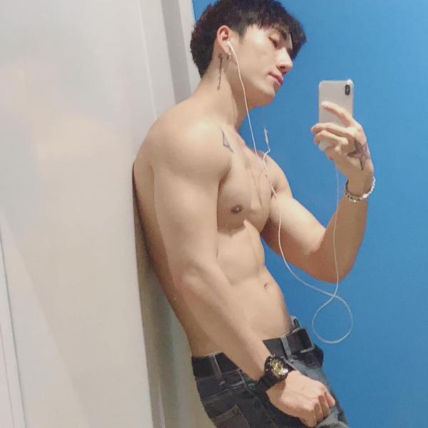 Hunger-Homme--Ice-Ratawit