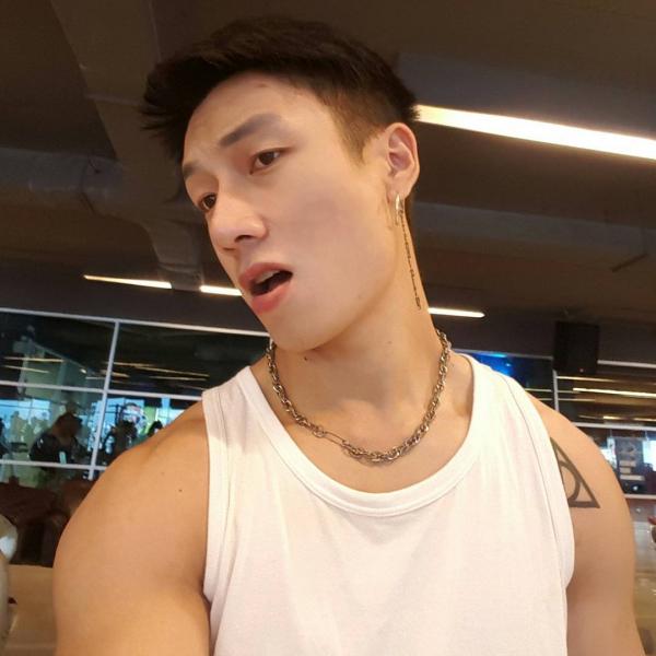 Hunger-Homme--Ice-Ratawit