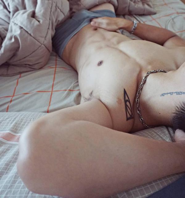 Hunger-Homme--Ice-Ratawit