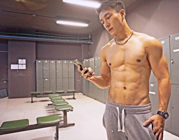 Hunger-Homme--Ice-Ratawit