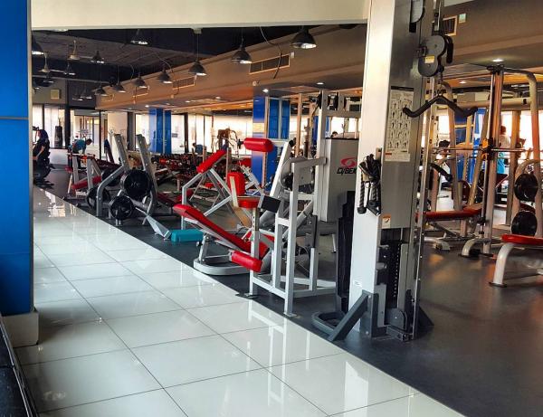 Hunger-Homme--Ice-Ratawit