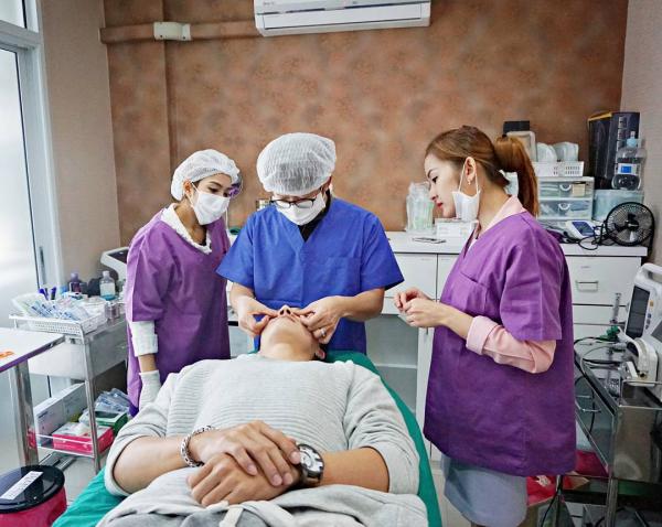 Hunger-Homme--Ice-Ratawit