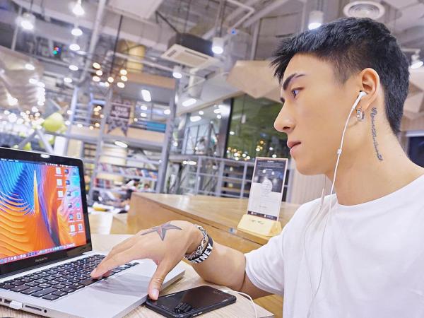 Hunger-Homme--Ice-Ratawit