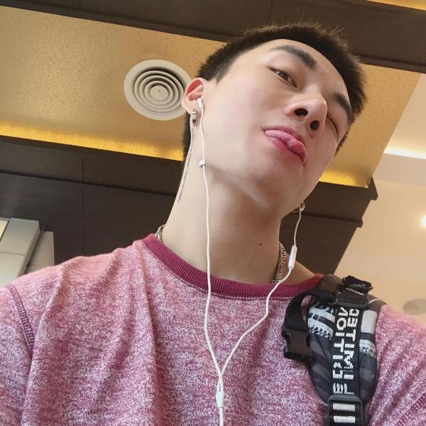 Hunger-Homme--Ice-Ratawit