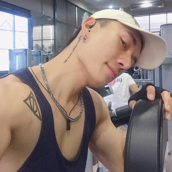 Hunger-Homme--Ice-Ratawit