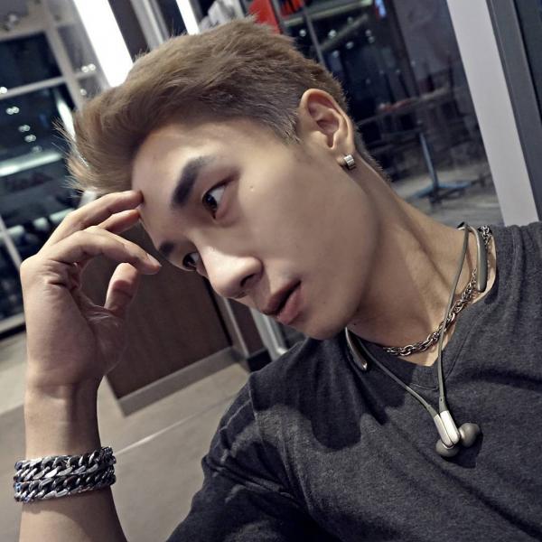 Hunger-Homme--Ice-Ratawit