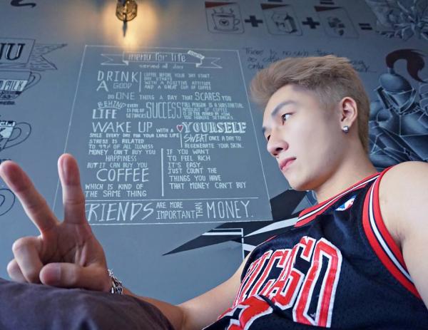 Hunger-Homme--Ice-Ratawit